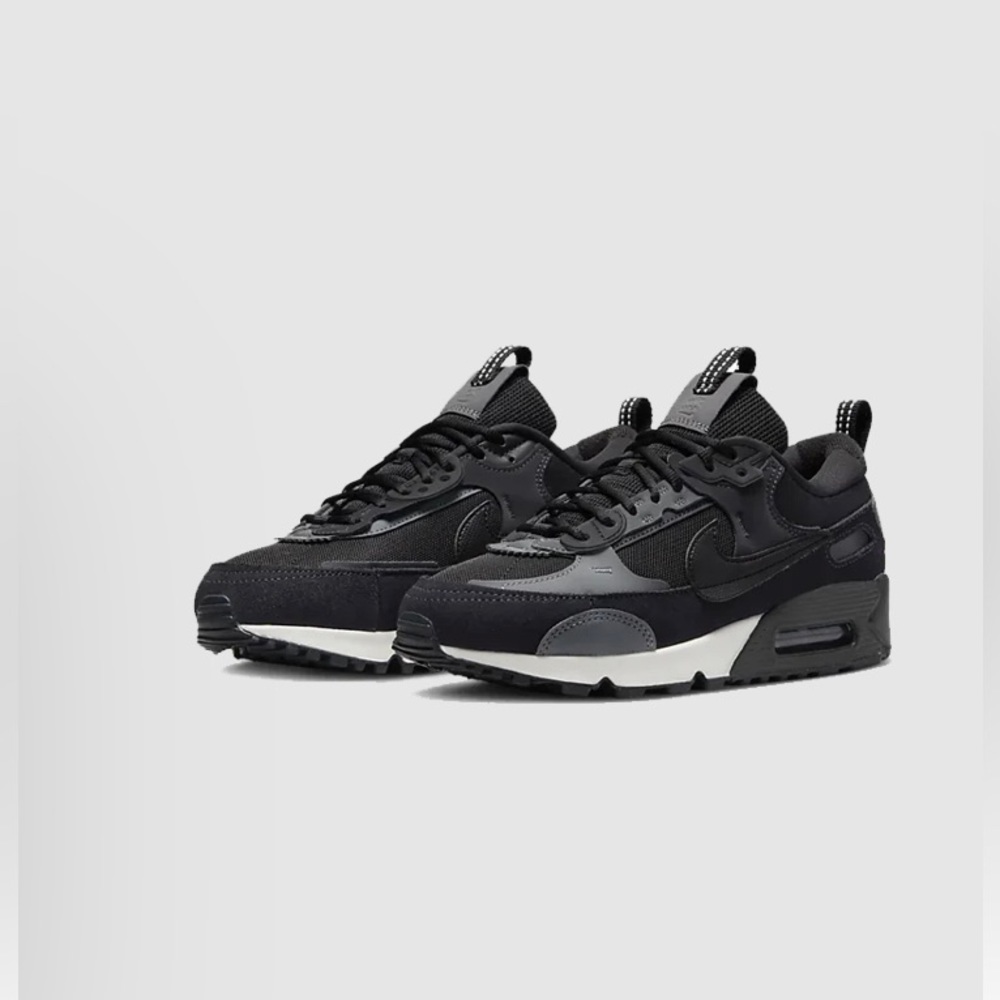 Air Max 90 Futura Sneaker (Women) BRAND NEW - never worn | 7.5 Women’s | 6 Men’s